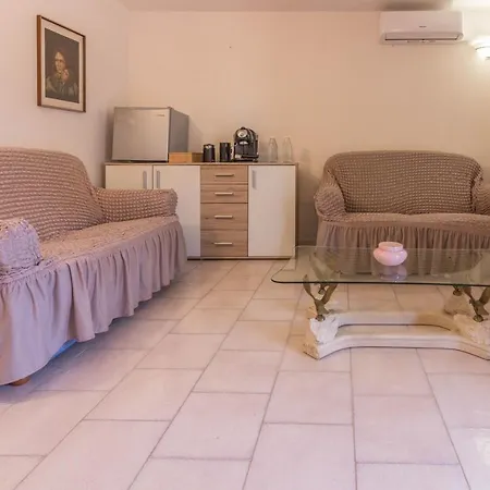 Lido Di Pittulongu With Garden & Parking! Διαμέρισμα *